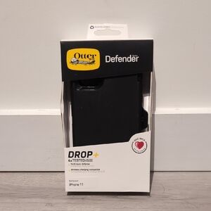 OtterBox Defender Series Black Case for iPhone 11